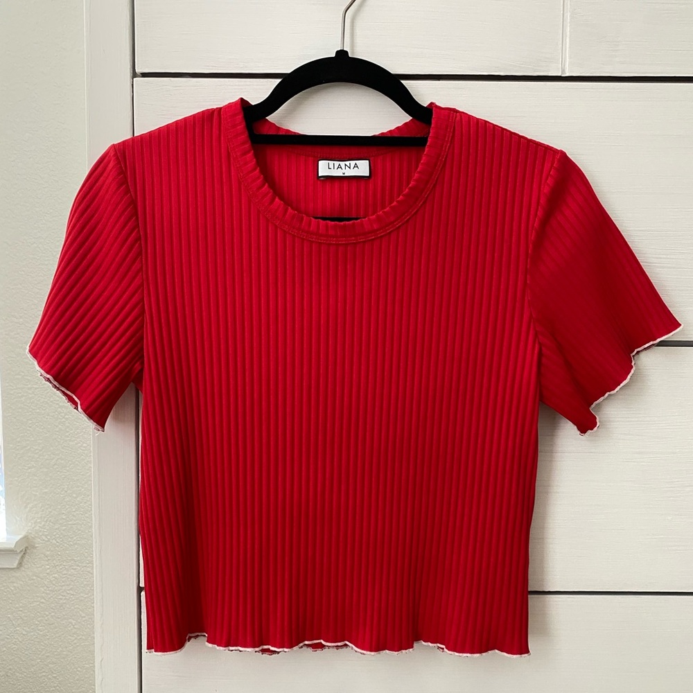 LIANA/LESET | Red Ribbed Short Sleeve